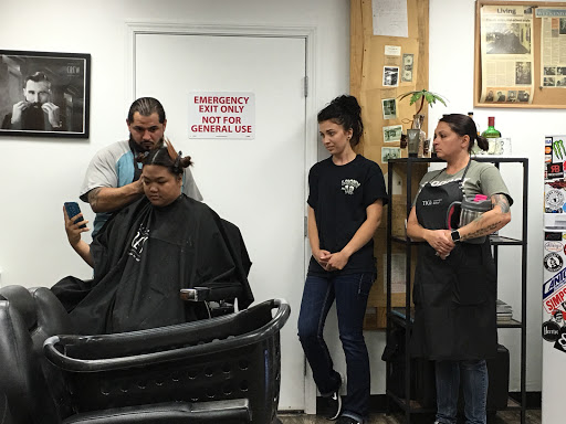 Barber Shop «Homers Barber Shop», reviews and photos, 864 W Benjamin Holt Dr, Stockton, CA 95207, USA