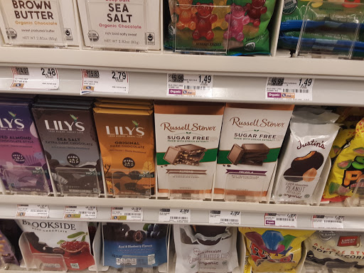 Grocery Store «Food Lion», reviews and photos, 183 Main St, Mathews, VA 23109, USA