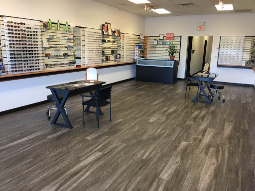 Optometrist «Oakland Vision and Hearing Center», reviews and photos, 350 Ramapo Valley Rd, Oakland, NJ 07436, USA