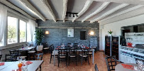 Atmosphère du Le White Restaurant Bar Lounge à Chalèze - n°16