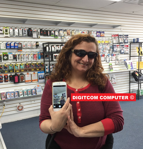 Computer Store «Digitcom Computer & Cell Phone Repair», reviews and photos, 1151 Deer Park Ave, North Babylon, NY 11703, USA