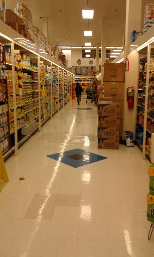 Supermarket «Western Beef Supermarket», reviews and photos, 2040 Forest Ave, Staten Island, NY 10303, USA