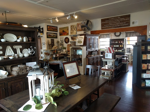 Bedroom Furniture Store «Carriage House Furnishings», reviews and photos, 3572 W Newport Rd, Intercourse, PA 17534, USA