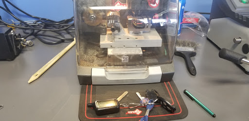 Locksmith «Keyway Lock & Security Company», reviews and photos, 39 W North Ave, Villa Park, IL 60181, USA