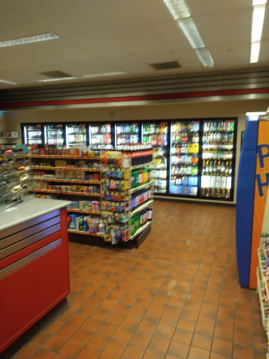 Gas Station «QuikTrip», reviews and photos, 401 E Wintergreen Rd, Hutchins, TX 75141, USA