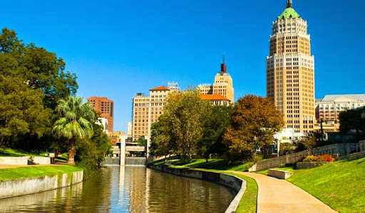 Moving Company «A-1 Freeman Moving Group», reviews and photos, 1618 Cornerway Blvd, San Antonio, TX 78219, USA