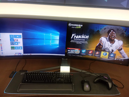 Computer Store «Microsoft Store - The Shops at La Cantera», reviews and photos, 15900 La Cantera Pkwy #6560, San Antonio, TX 78256, USA