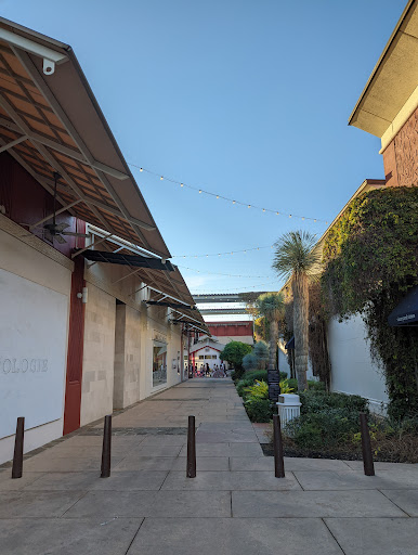 Shopping Mall «The Shops At La Cantera», reviews and photos, 15900 La Cantera Pkwy, San Antonio, TX 78256, USA