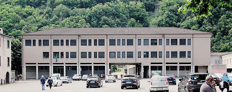 Liceo P. Nervi - G. Ferrari Piazza S. Antonio, 9, 23017 Morbegno SO, Italia