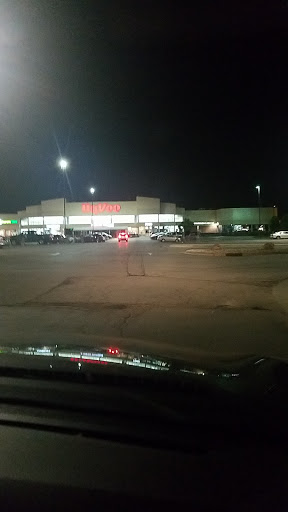 Supermarket «Hy-Vee», reviews and photos, 640 Lincoln Way, Ames, IA 50010, USA