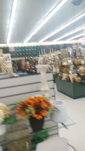 Craft Store «Hobby Lobby», reviews and photos, 5422 Forest Dr Suite 110, Columbia, SC 29206, USA