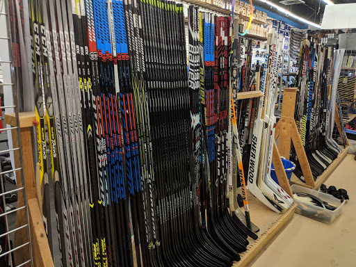 Sporting Goods Store «Play It Again Sports- Chesterfield, MI», reviews and photos, 50607 Gratiot Ave, Chesterfield, MI 48051, USA