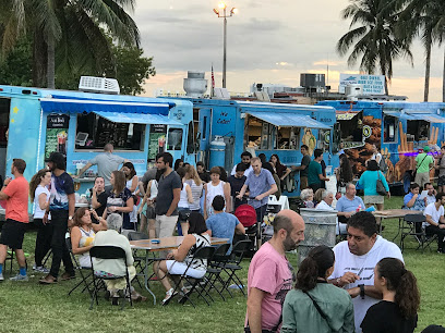 Food Trucks Fridays at Tamiami Park