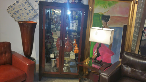 Furniture Store «Rooms To Go Furniture Store - Daytona Beach», reviews and photos, 2375 W International Speedway Blvd, Daytona Beach, FL 32114, USA