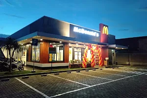 McDonald's Parung image