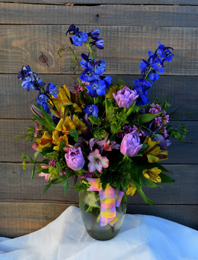 Florist «Flowers by Nancy, too!», reviews and photos, 1208 Ranch Rd 620 S, Lakeway, TX 78734, USA