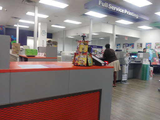 Print Shop «FedEx Office Print & Ship Center», reviews and photos, 18755 S Dixie Hwy Suite 57, Miami, FL 33157, USA