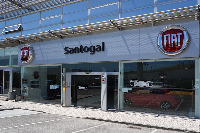 Santogal Fiat Cacém (Stand de Automóveis)