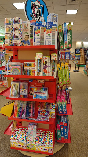 Book Store «Barnes & Noble», reviews and photos, 4020 Sharon Rd, Charlotte, NC 28211, USA