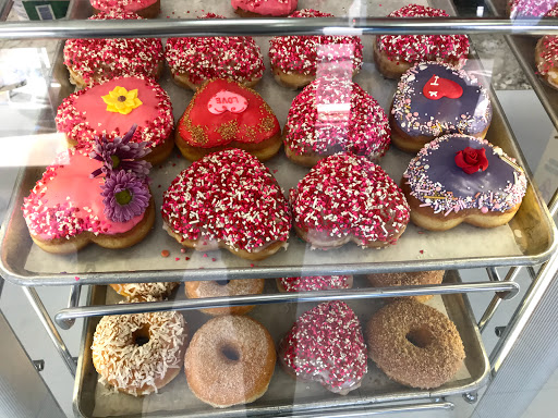 Donut Shop «Dulcet Gourmet Donut», reviews and photos, 23717 Vanowen St, Canoga Park, CA 91307, USA