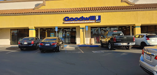 Goodwill, 1330 E Washington St, Colton, CA 92324, USA, 