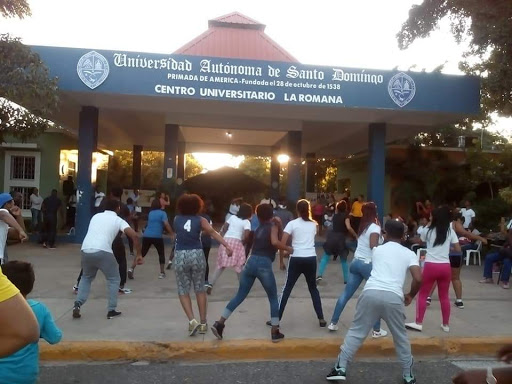 Universidad Autónoma de Santo Domingo - Centro La Romana