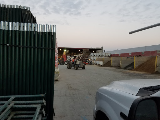 Building Materials Supplier «Thompson Building Materials Design Center», reviews and photos, 1716 N Case St, Orange, CA 92865, USA