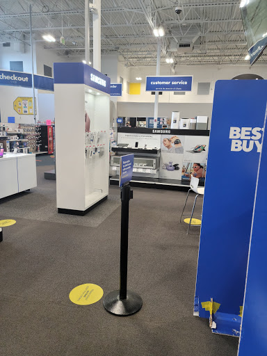 Electronics Store «Best Buy», reviews and photos, 12765 Harper Village Dr #160, Battle Creek, MI 49014, USA