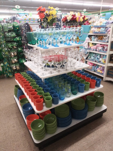 Dollar Store «Dollar Tree», reviews and photos, 3570 Soldano Boulevard, Columbus, OH 43228, USA