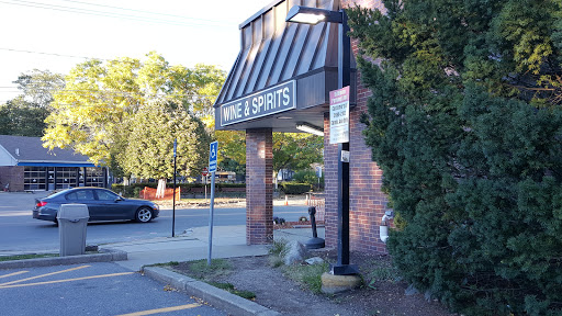 Auburndale Discount Wine & Spirits, 2102 Commonwealth Avenue, Auburndale, MA 02466, USA, 