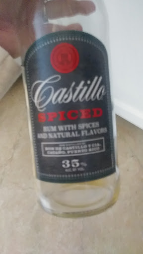 Liquor Store «Liquor Barn», reviews and photos, 133 Main St #4, Spencer, MA 01562, USA