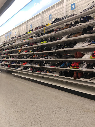 Clothing Store «Ross Dress for Less», reviews and photos, 2003 N Eastman Rd, Kingsport, TN 37660, USA