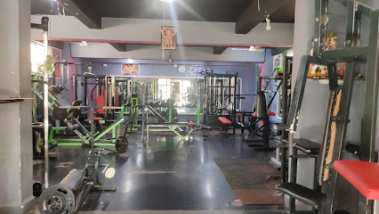 GOLDEN GYM FITNESS CLUB