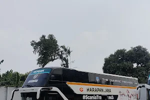 Harapan Jaya Bus Pool image