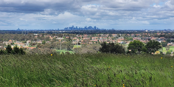 Quarry Hills Park