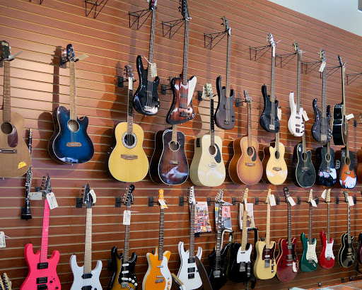 Pawn Shop «The Cash Exchange Pawnbrokers», reviews and photos, 35943 Gratiot Ave, Charter Twp of Clinton, MI 48035, USA