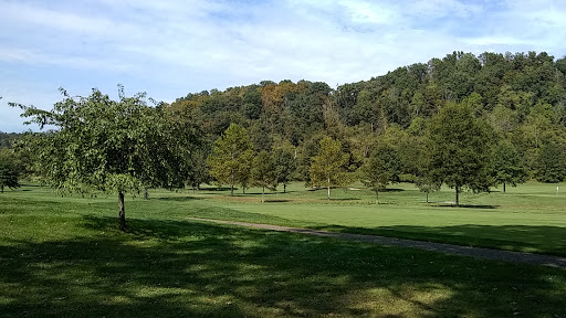 Golf Course «Edgewood Country Club», reviews and photos, 12541 Derricks Creek Rd, Charleston, WV 25320, USA