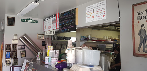 Broadway Café