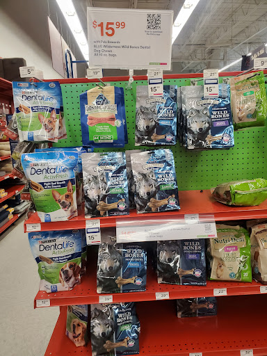 Pet Supply Store «Petco Animal Supplies», reviews and photos, 10025 N Michigan Rd #160, Carmel, IN 46032, USA