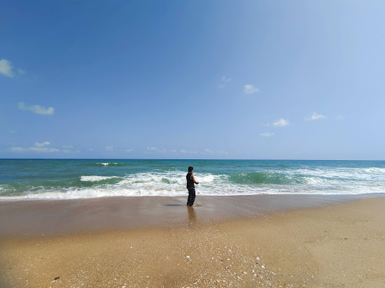 Pazhaverkadu Beach