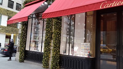 Photos of Uniqlo 5th Avenue