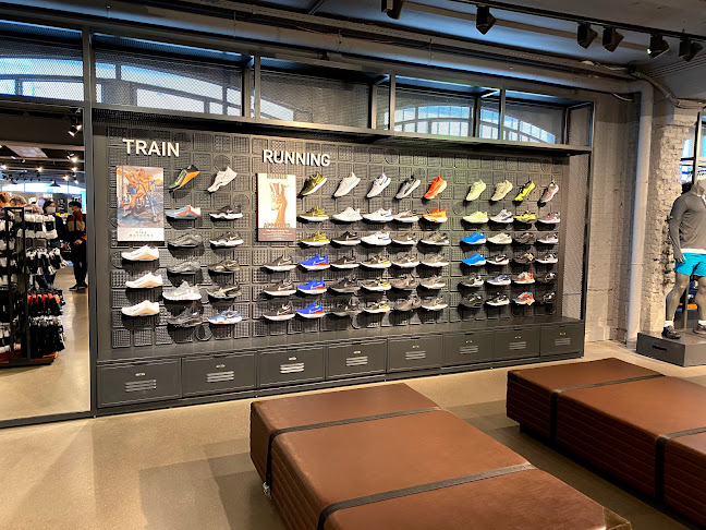 Beoordelingen van Nike Store in Brussel - Sportwinkel