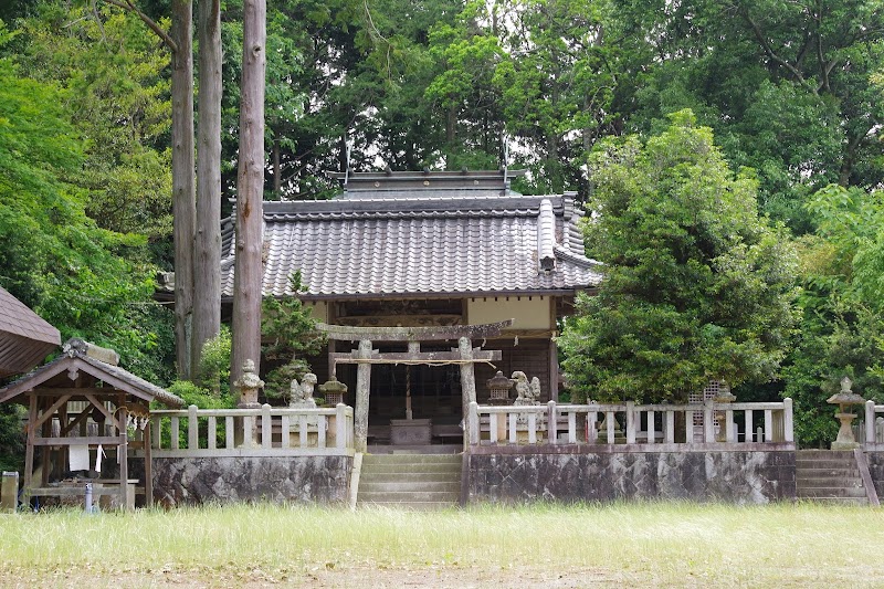 山田感神社