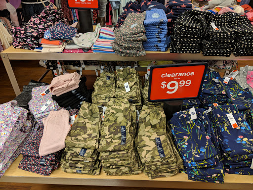 Clothing Store «Gap Factory Store», reviews and photos, 820 W Stacy Rd, Allen, TX 75013, USA