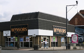 Wynsors World of Shoes