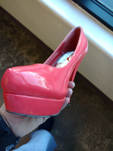 Thrift Store «Dysart Goodwill Retail Store & Donation Center», reviews and photos, 5116 N Dysart Rd, Litchfield Park, AZ 85340, USA