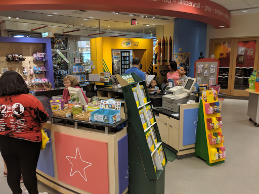 Craft Store «Crayola Store Crown Center», reviews and photos, 200 E 25th St, Kansas City, MO 64108, USA