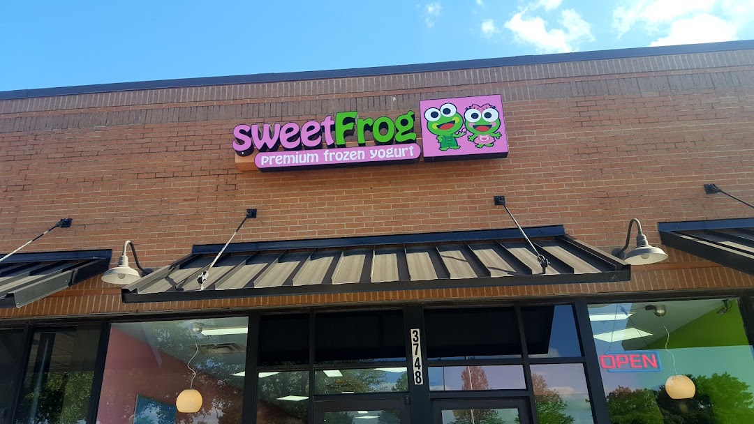 sweetFrog Frozen Yogurt