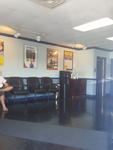 Auto Repair Shop «Meineke Car Care Center», reviews and photos, 23035 Douglas Ct Unit #132, Sterling, VA 20166, USA