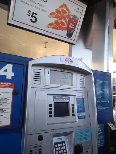 Car Wash «Delta Sonic Car Wash», reviews and photos, 13700 S Cicero Ave, Crestwood, IL 60445, USA